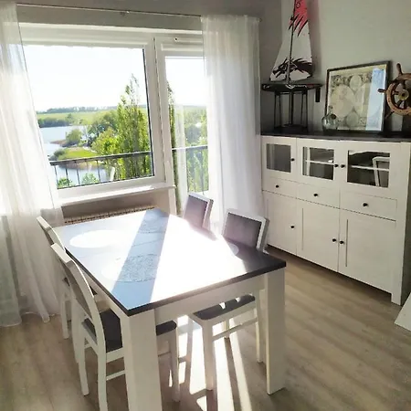 Apartament Zeglarski Przyjazny Rodzinom *
