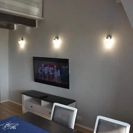 Apartament Zeglarski Przyjazny Rodzinom דירה אלק